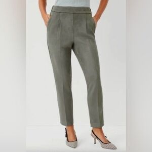 Ann Taylor Green Suade Ankle Pants